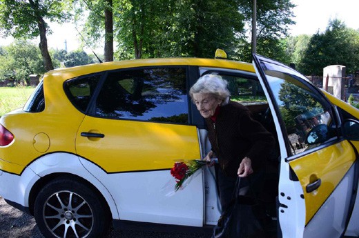foto_senior_taxi.jpg